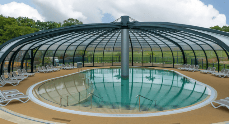 piscine couverte chateau la foret
