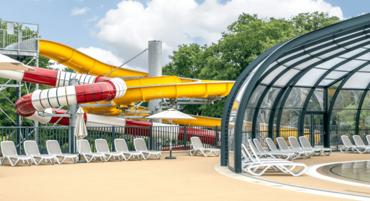 toboggan et piscine couverte chateau la foret