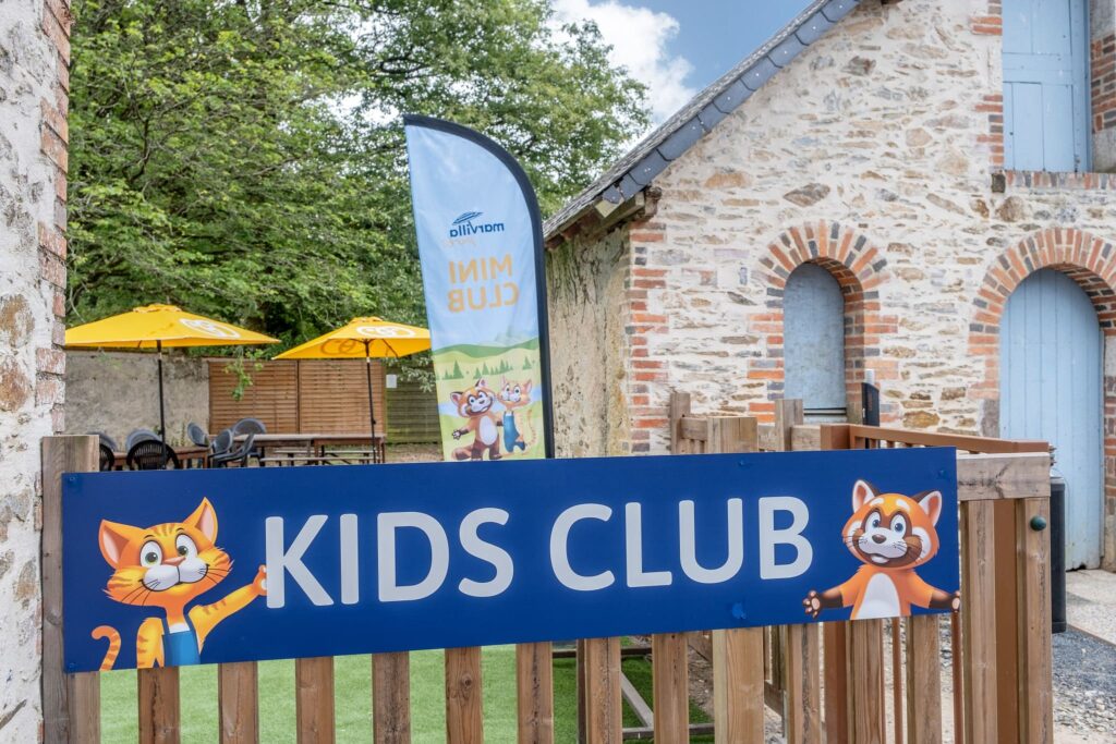kids club camping Château la Forêt